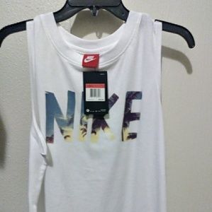 Nike Womens shirt